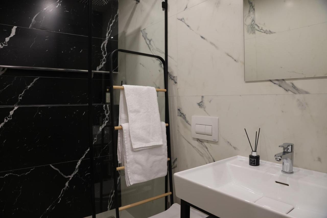 Come&Recome Tirana Apartments エクステリア 写真
