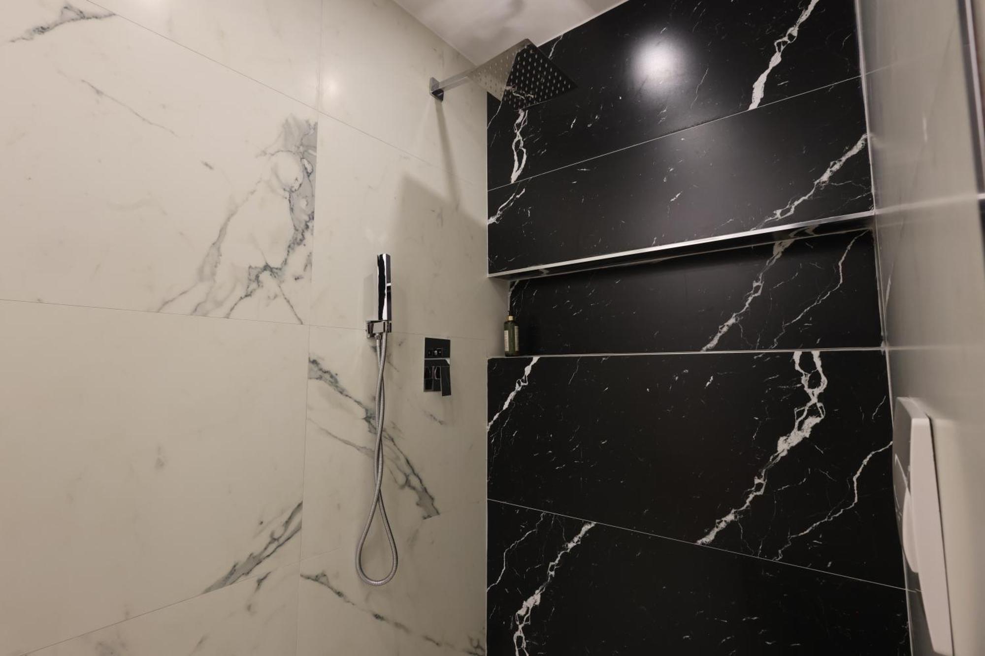 Come&Recome Tirana Apartments エクステリア 写真