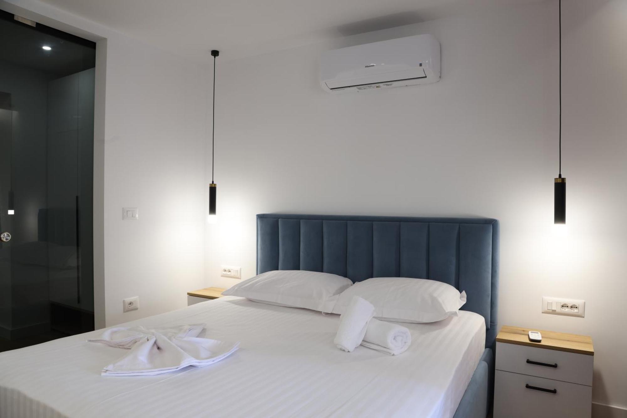 Come&Recome Tirana Apartments エクステリア 写真