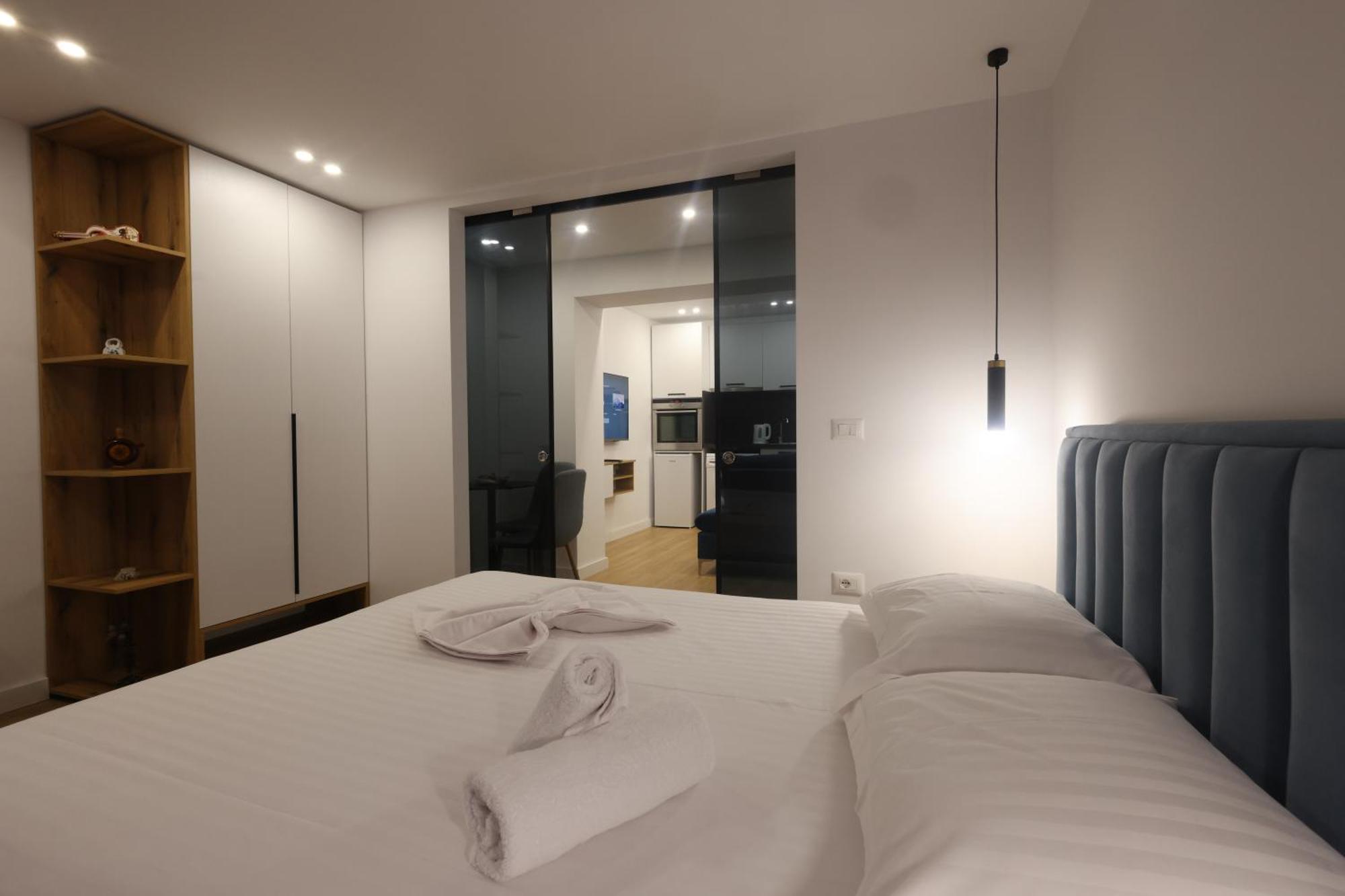 Come&Recome Tirana Apartments エクステリア 写真