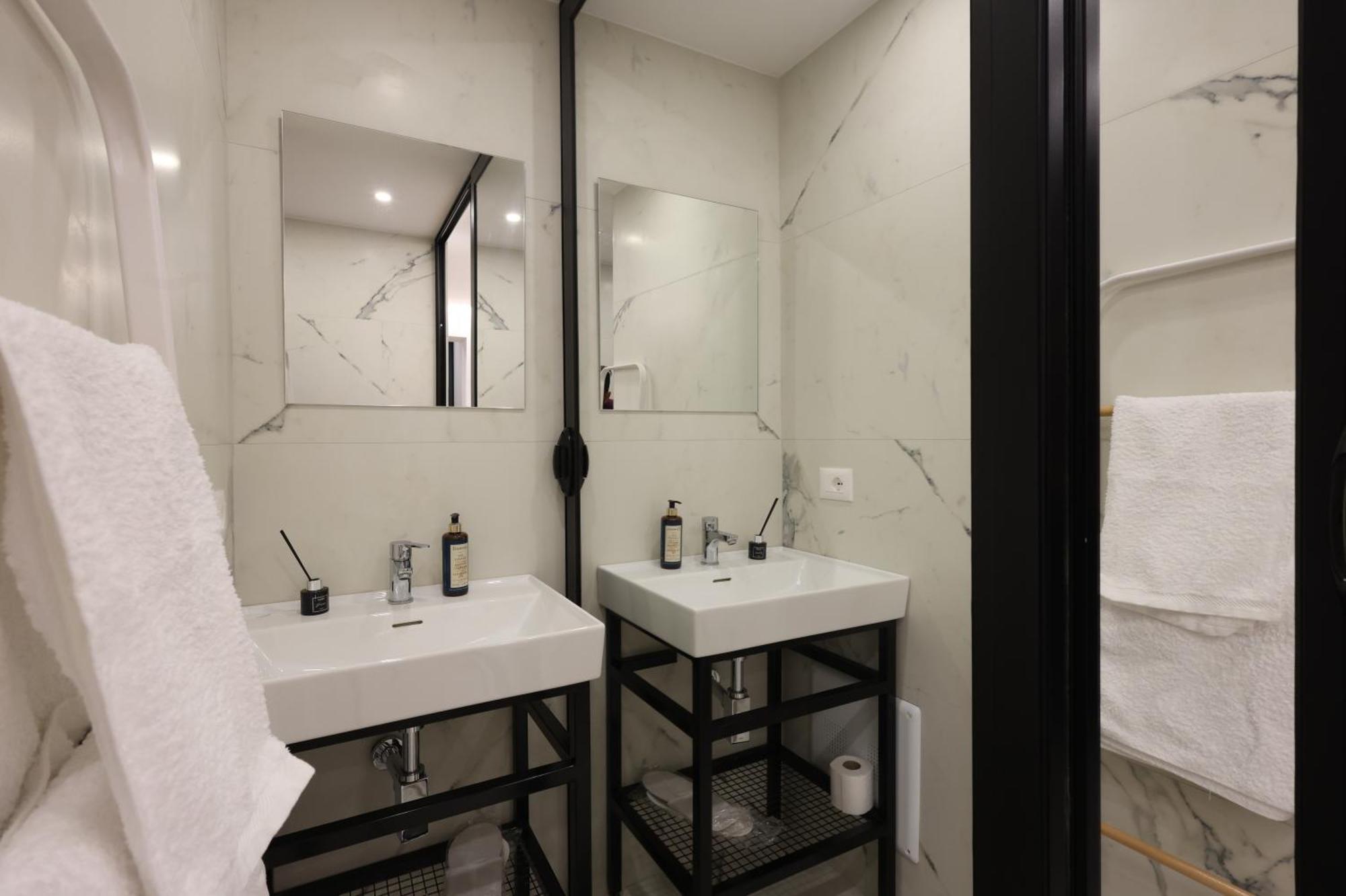 Come&Recome Tirana Apartments エクステリア 写真