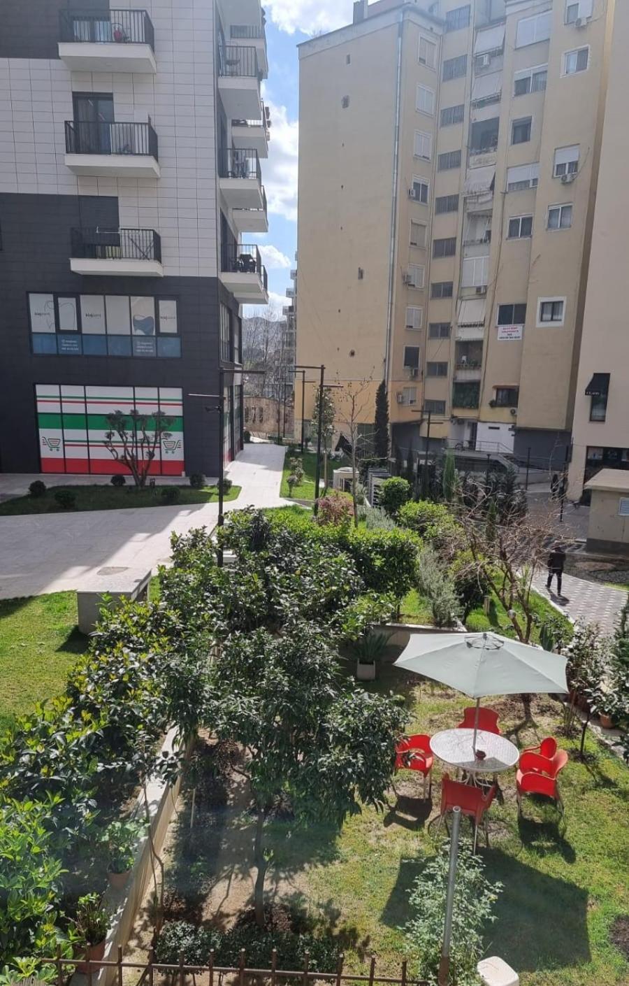 Come&Recome Tirana Apartments エクステリア 写真